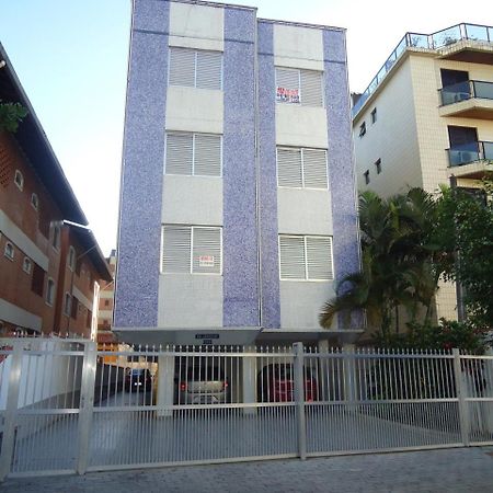 Apartamento Para Temporada กัวรูจา ภายนอก รูปภาพ