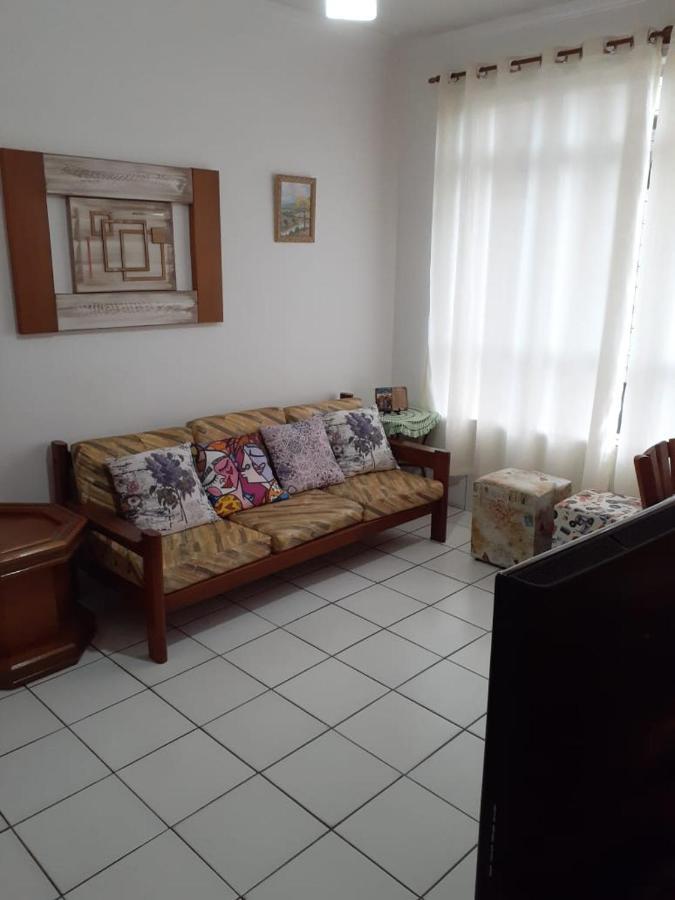 Apartamento Para Temporada กัวรูจา ภายนอก รูปภาพ